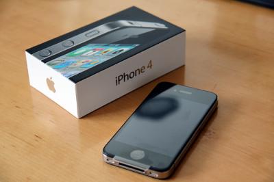FOR SAL BRAND NEW Apple iPhone 4G HD 32GB Unlocked ----$400 USD