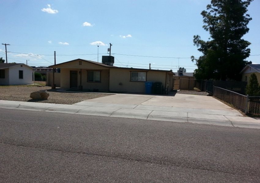 House for rent Cute 4 beds 3 baths 1,516 sqft Phoenix, AZ 85015