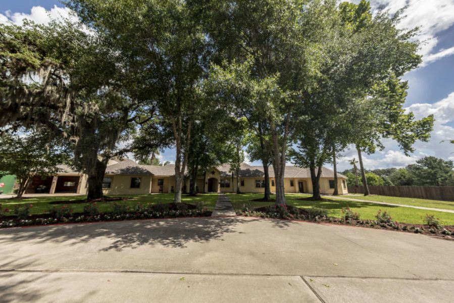 Memory Care Tomball - Valiente Senior Living