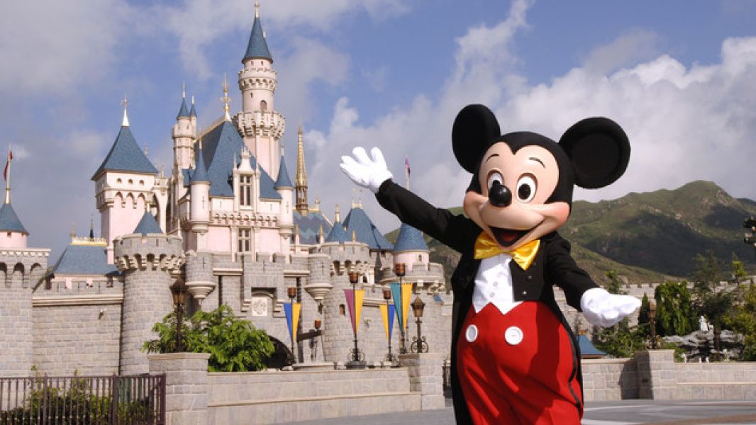 Hong Kong Disney Land Tour