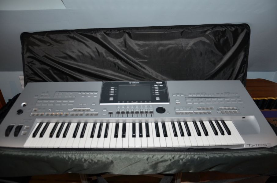 For Sale New  Yamaha Tyros 3 Keyboard