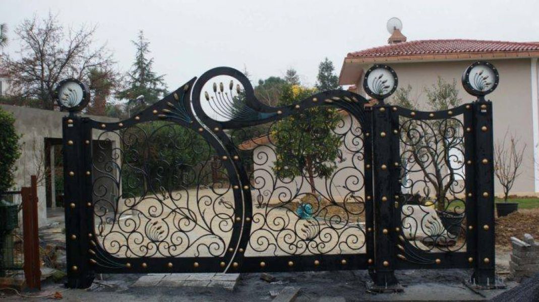 Custom-made wrought iron gates, driveway gates, main gates