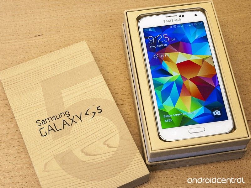 Buy New Samsung S5,Apple iPhone 5s,Blackberry Q10 & Xperia Z2