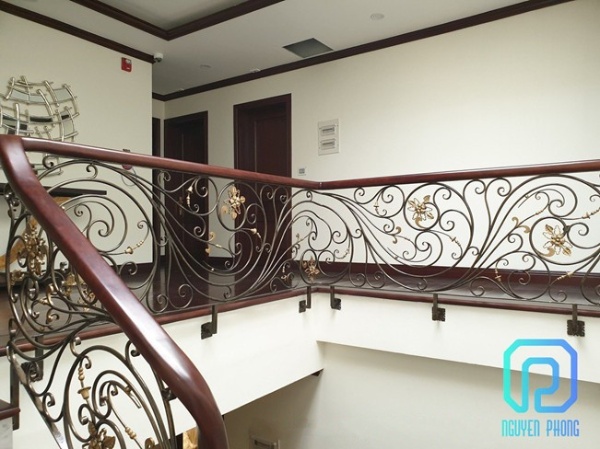 Luxury wrought iron stair railing manufacturer