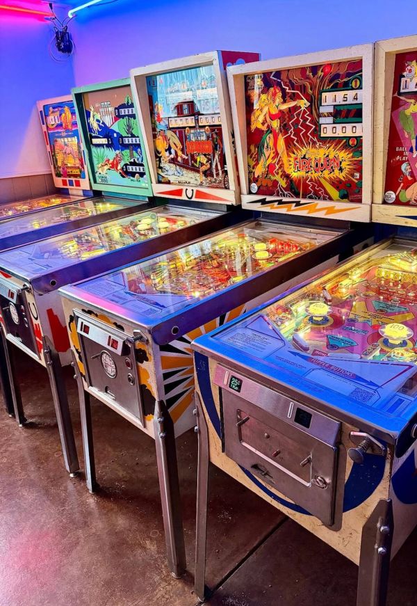  adams family pinball machine for sale